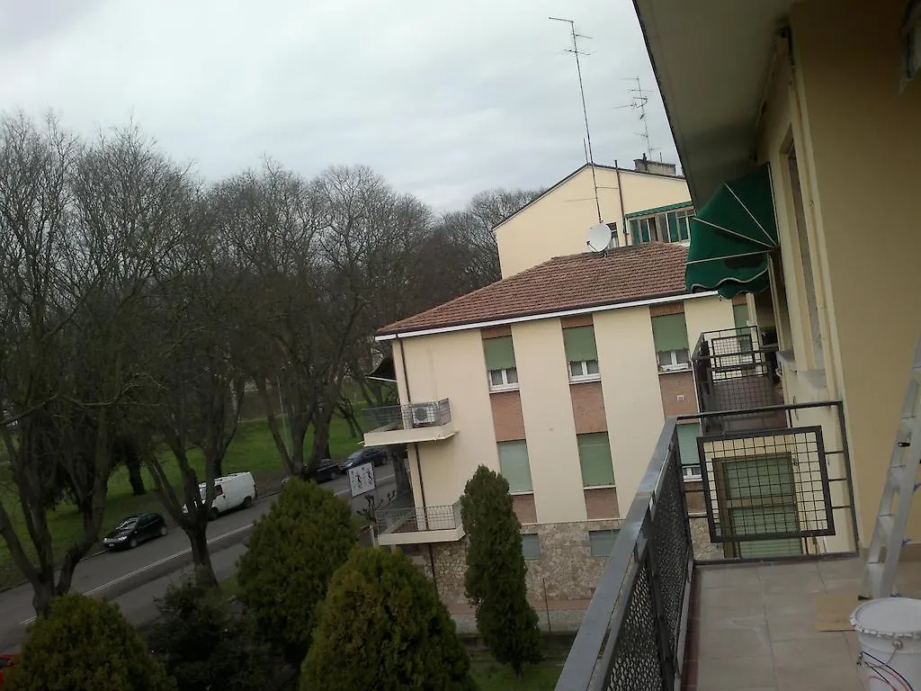Elias Bed & Breakfast 2*, Ferrara Italy