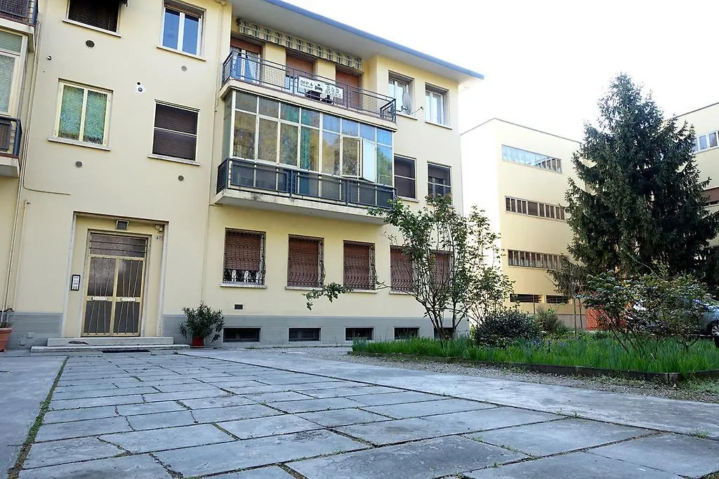 Elias Bed & Breakfast  Ferrara