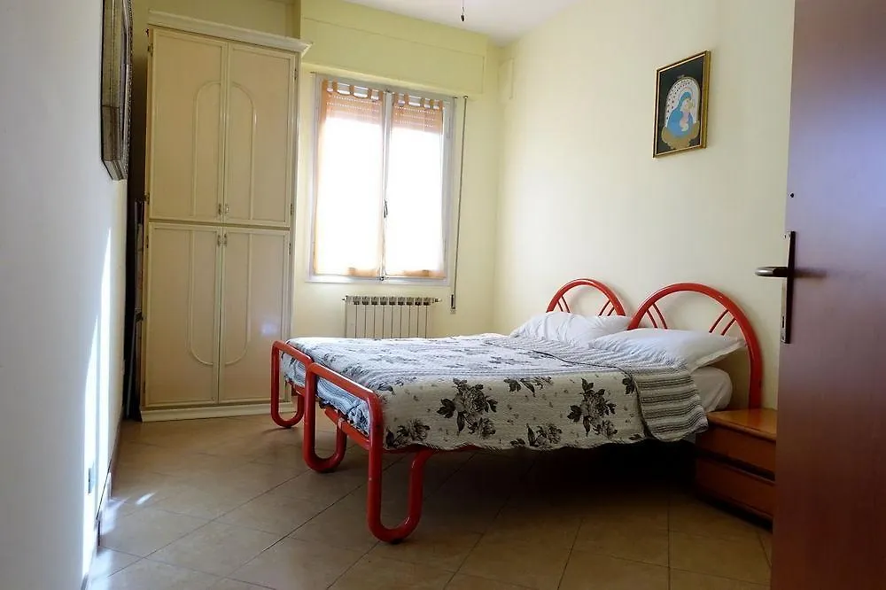 Elias Bed & Breakfast 2*, Ferrara